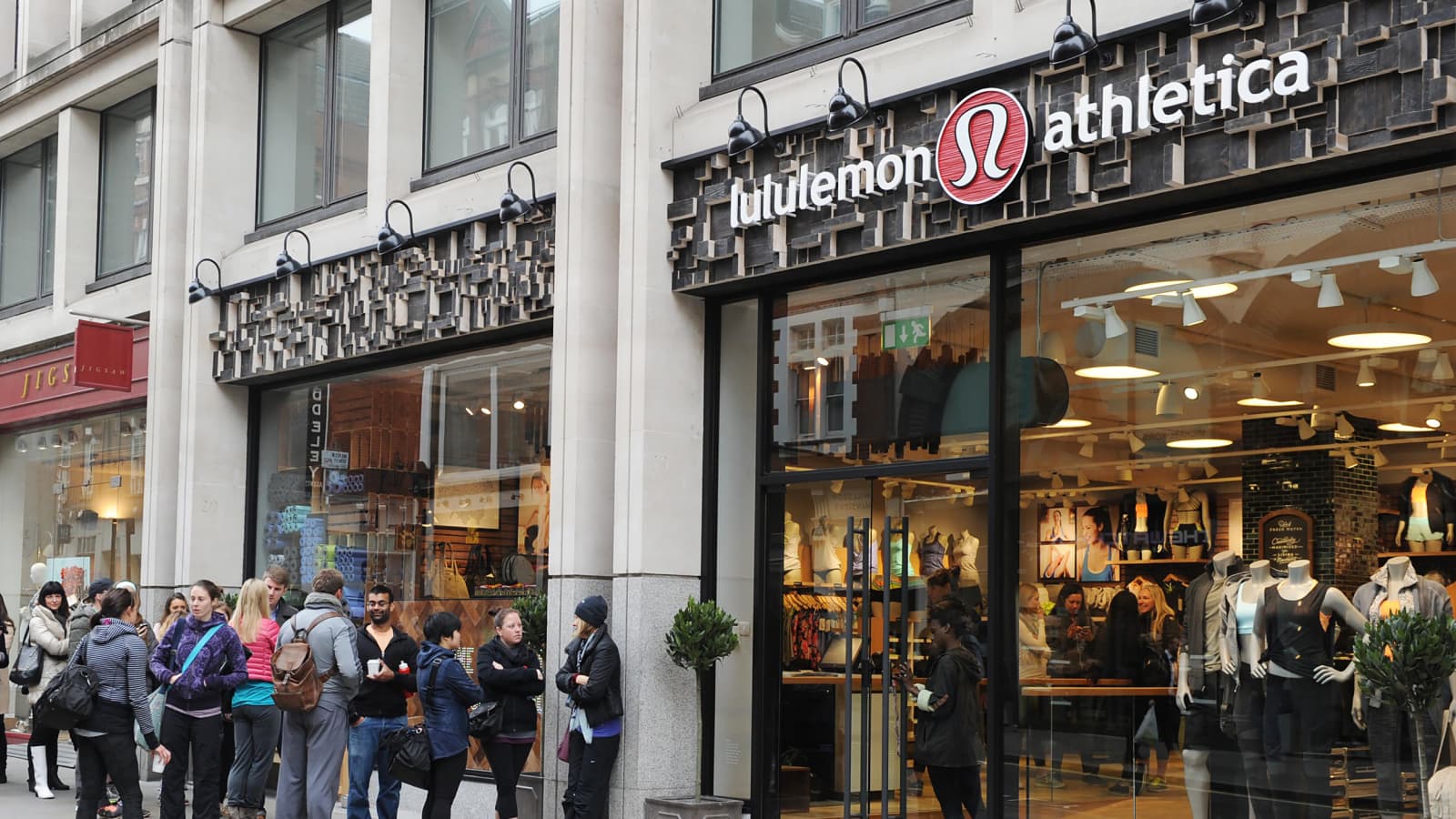 Lululemon Military Discount